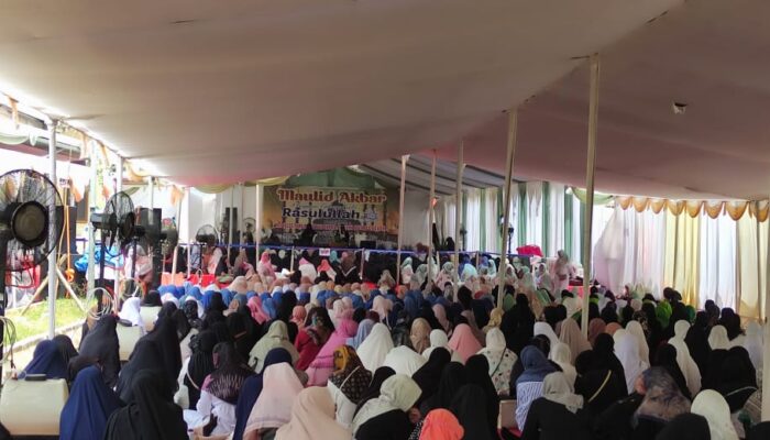 Foto Suasana tablik Akbar maulid nabi