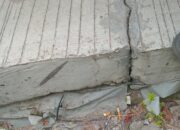 Dinilai Gagal Kontruksi, Aktivis Cilegon Minta Cor Beton Jalan. Sastradikarta Dibongkar